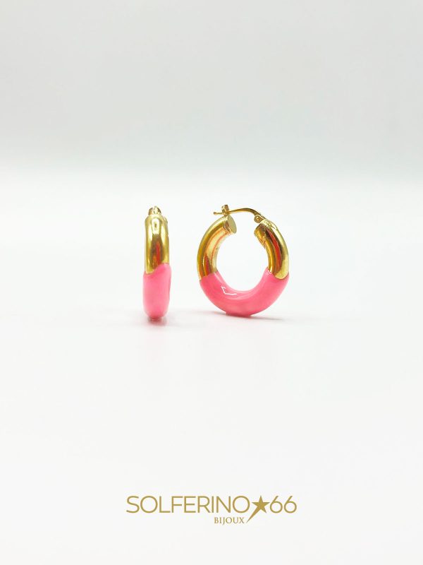 ORECCHINI MEDI CON SMALTO ROSA