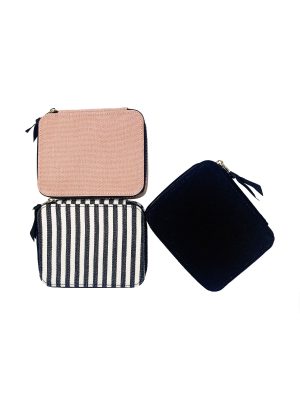 LARGE PILL ORGANIZING CASE WITH WEEKLY INSERT BLACK - immagine 4